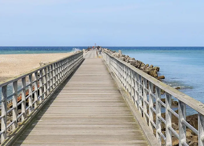 4 Person In Thisted-by Traum * Thisted